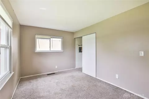 Bedroom - 5565 Ehrling Rd, Cincinnati, OH 45227 photo 4 of 5