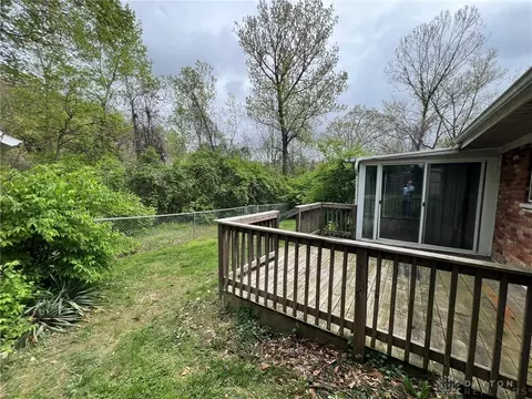 Exterior - 5565 Ehrling Rd, Cincinnati, OH 45227 photo 7 of 8