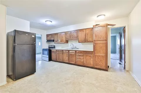Kitchen - 5565 Ehrling Rd, Cincinnati, OH 45227 photo 1 of 1