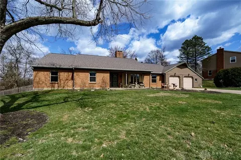 205 Southbrook Dr, Dayton, OH 45459