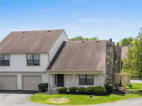 3635 Country Ridge Dr, Mason, OH 45040
