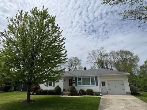 509 Wolf Ave, Englewood, OH 45322