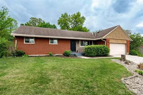 6064 Willet Way, West Carrollton, OH 45449