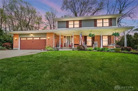 340 Tanglewood Dr, Springboro, OH 45066
