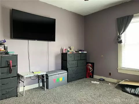 Bedroom - 714 W Jefferson St, Springfield, OH 45506 photo 2 of 3