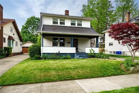 210 Corona Ave, Oakwood, OH 45419