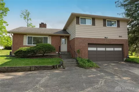 690 Saddlewood Ave, Washington Township, OH 45459