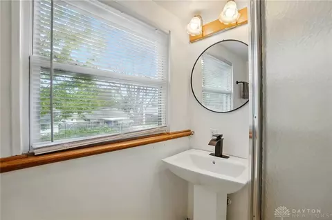 Bath - 813 Kenosha Rd, Kettering, OH 45429 photo 2 of 2