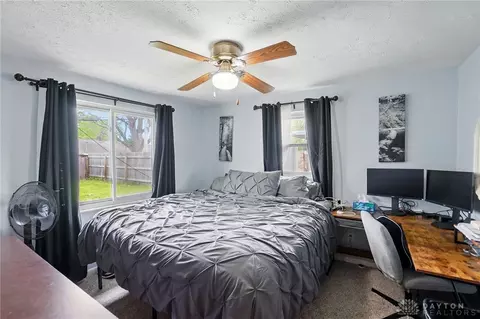 Bedroom - 813 Kenosha Rd, Kettering, OH 45429 photo 1 of 4