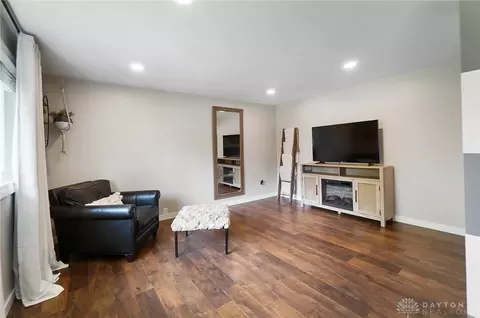 50 Koons Dr, Enon, OH 45323 photo 9