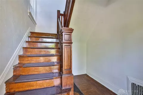 3733 3735 Reading Rd, Cincinnati, OH 45229 photo 4
