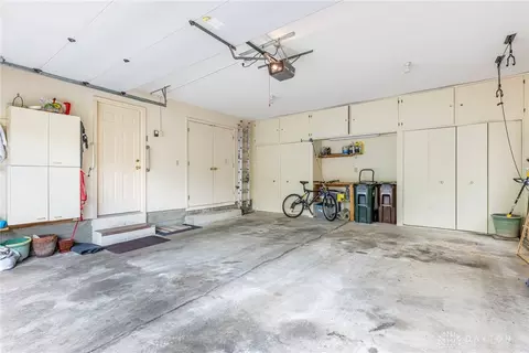 573 Cottingwood Ct, Dayton, OH 45429 photo 42