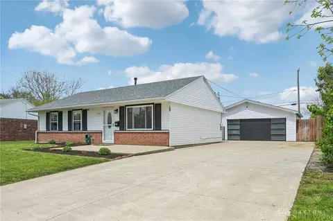 4208 Joy Dr, Enon, OH 45323