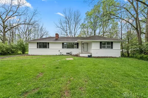 4652 Little Richmond Rd, Dayton, OH 45417