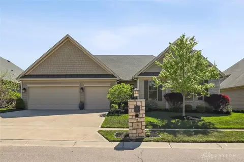 16 Anchor Ln, Springboro, OH 45066
