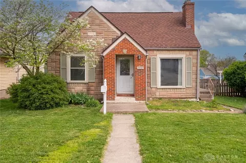 1113 Sharon Ave, Dayton, OH 45429