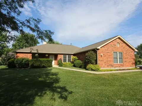 5068 National Rd, Clayton, OH 45315