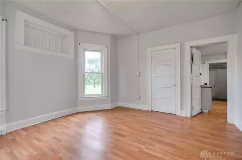 Living - 1603 Woodward Ave, Springfield, OH 45506 photo 4 of 4