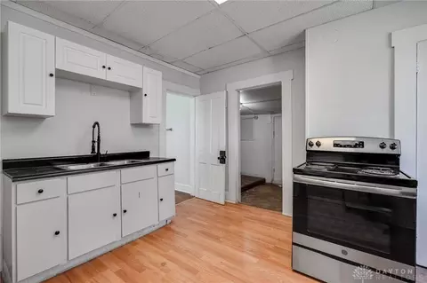 Kitchen - 1603 Woodward Ave, Springfield, OH 45506 photo 3 of 4