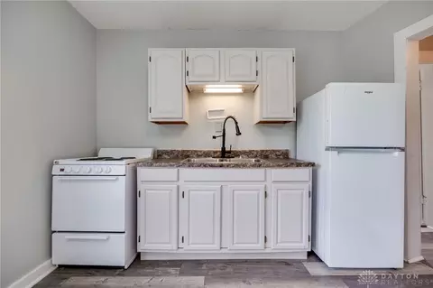 Kitchen - 1603 Woodward Ave, Springfield, OH 45506 photo 4 of 4