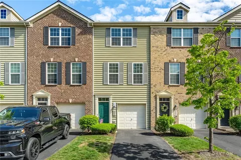9586 Tahoe Dr, Dayton, OH 45458