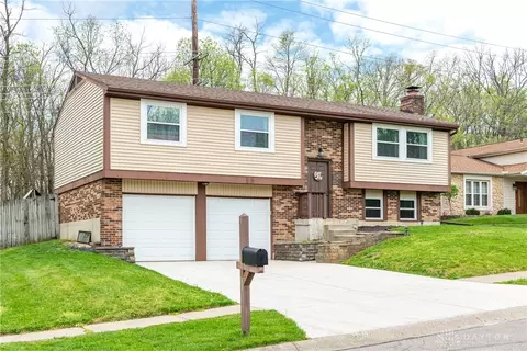 2748 Dorset Woods Ct, Miamisburg, OH 45342
