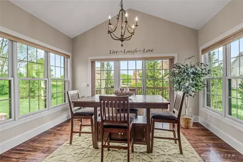2037 Stablehand Dr, Dayton, OH 45458 photo 16