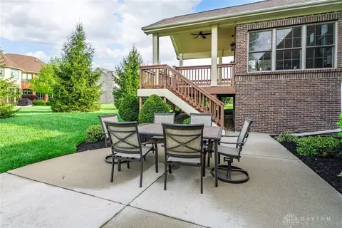 2037 Stablehand Dr, Dayton, OH 45458 photo 41