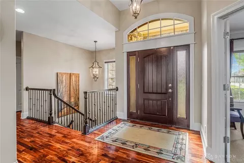 2037 Stablehand Dr, Dayton, OH 45458 photo 8