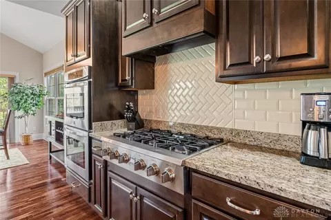 2037 Stablehand Dr, Dayton, OH 45458 photo 14