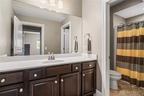 2037 Stablehand Dr, Dayton, OH 45458 photo 39
