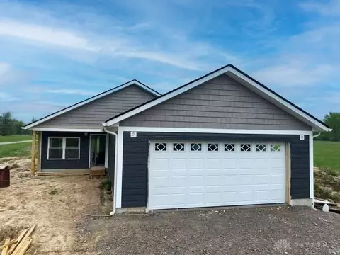 185 Dortmund Dr, Fayetteville, OH 45118