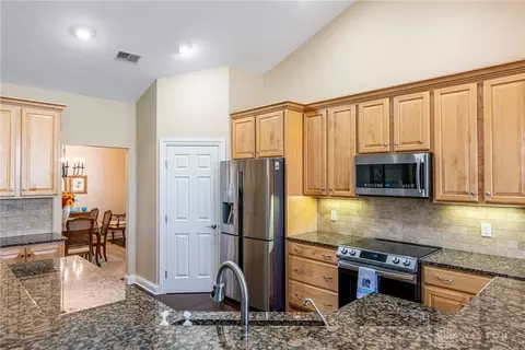 128 Harbour Dr, Springboro, OH 45066 photo 14