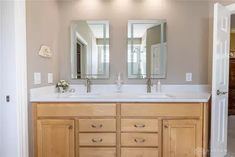 128 Harbour Dr, Springboro, OH 45066 photo 30