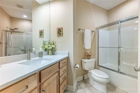 128 Harbour Dr, Springboro, OH 45066 photo 35