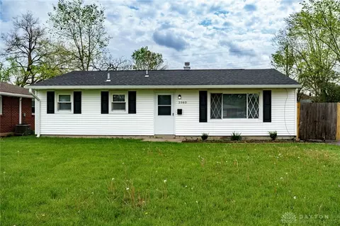3940 N Haven Way, Dayton, OH 45414