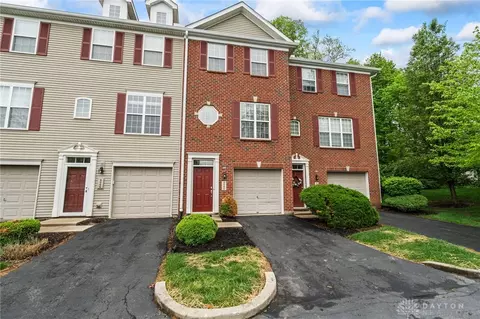 4266 Straight Arrow Rd, Beavercreek, OH 45430