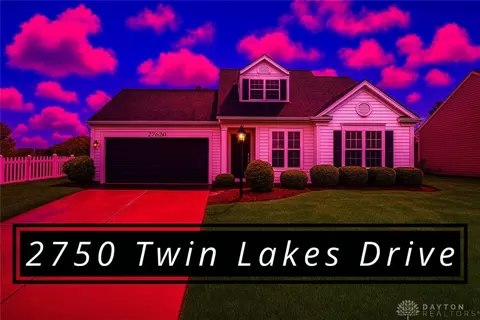 2750 Twin Lakes Dr, Troy, OH 45373