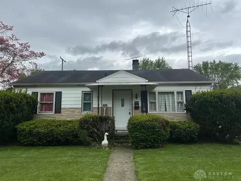 109 Deland Dr, Eaton, OH 45320