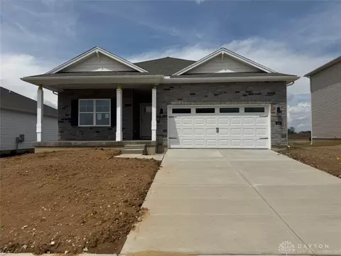 552 Hollywood Blvd, Xenia, OH 45385