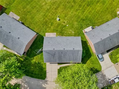3339 Turner Dr, Springfield, OH 45504 photo 2