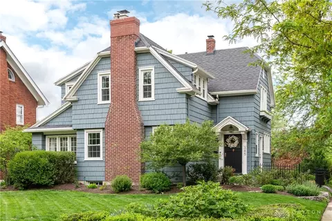 345 Volusia Ave, Oakwood, OH 45409