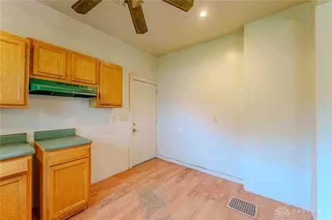 1307 S Limestone St, Springfield, OH 45505 photo 21