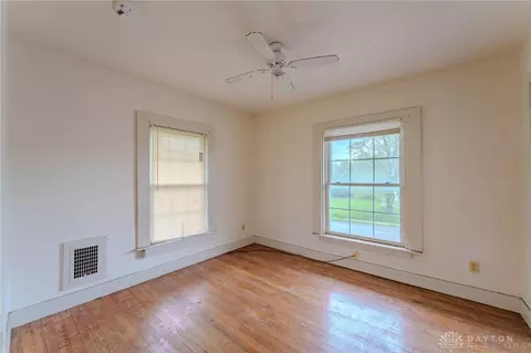 1307 S Limestone St, Springfield, OH 45505 photo 33