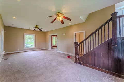 1307 S Limestone St, Springfield, OH 45505 photo 3
