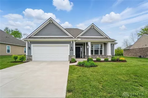 971 Reeder Cir, Washington Township, OH 45458