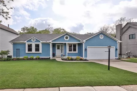 270 Foliage Ln, Springboro, OH 45066