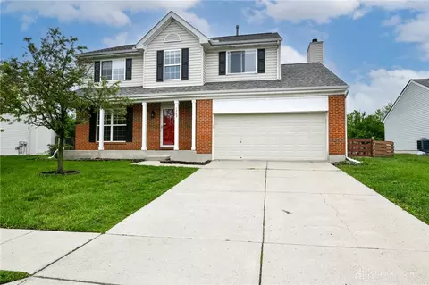 1363 Lamplighter Ln, Fairborn, OH 45324