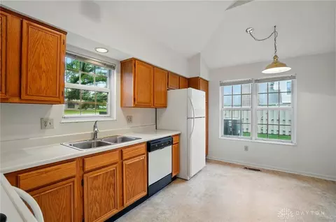 1248 Smugglers Way, Centerville, OH 45459 photo 12