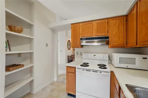 1248 Smugglers Way, Centerville, OH 45459 photo 14